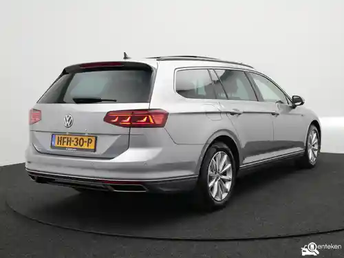 VW Passat Variant GTE 2020