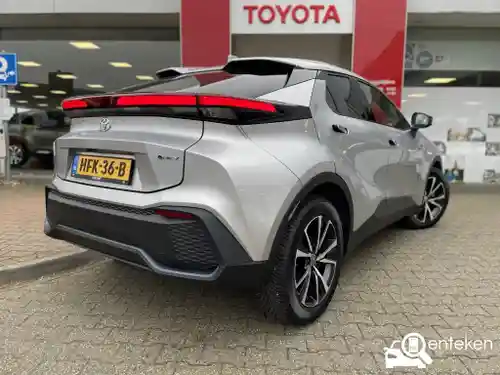 Toyota C-HR 1.8 Hybrid 2024