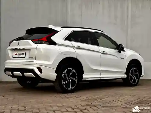 Mitsubishi Eclipse Cross 2.4 Plug-In Hybrid 2023