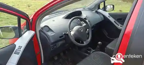 Toyota Yaris 1.0 2010