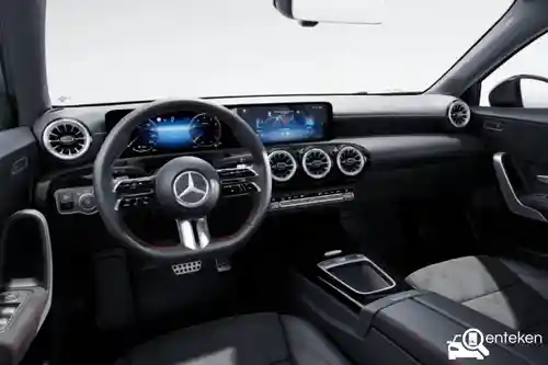 Mercedes-Benz A 180 2025