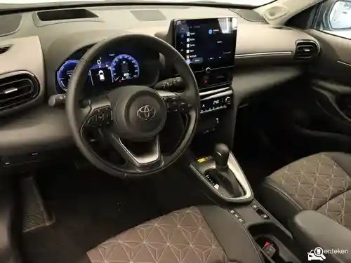 Toyota Yaris Cross 1.5 Hybrid 130 2025