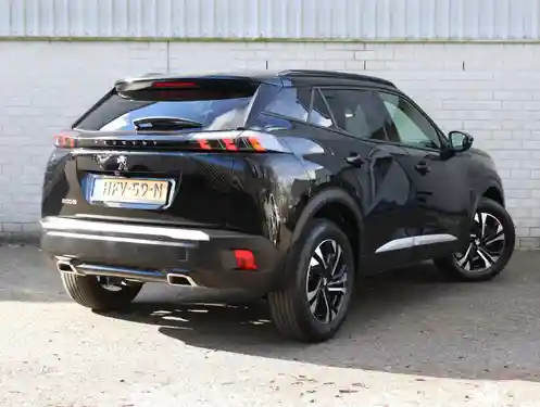 Peugeot 2008 1.2 PureTech 130 2023