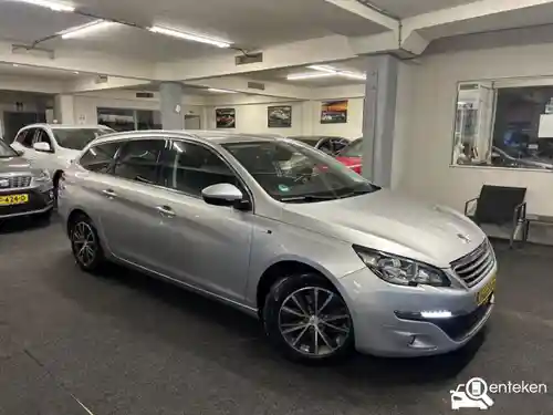 Peugeot 308 SW PureTech 130 2015