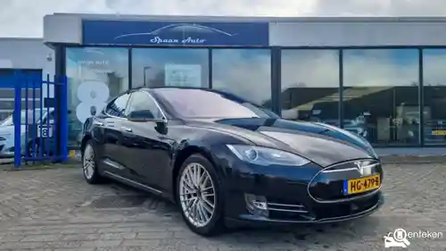 Tesla Model S 85 2015