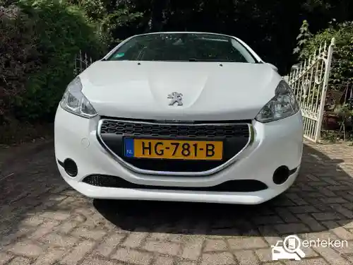 Peugeot 208 1.2 PureTech 82 2015
