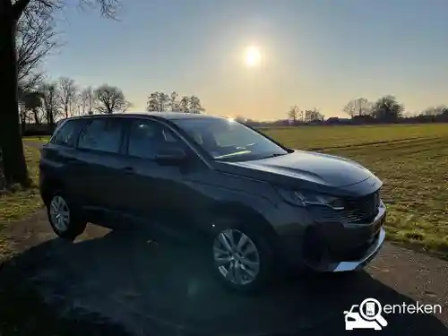 Peugeot 5008 1.2 PureTech 130 2021