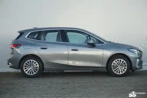 BMW 225e Active Tourer 2025