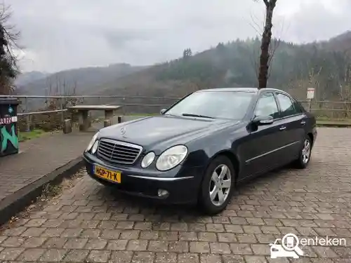Mercedes-Benz E 220 CDI T-model 2003
