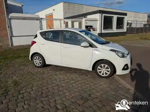 Hyundai i10 1.0 blue 2015