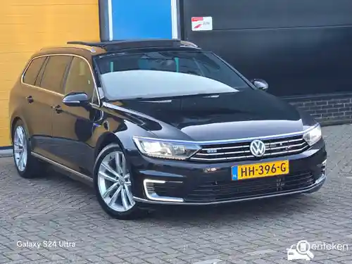 VW Passat Variant GTE 2015