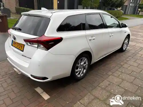 Toyota Auris Touring Sports 1.8 Hybrid 2015