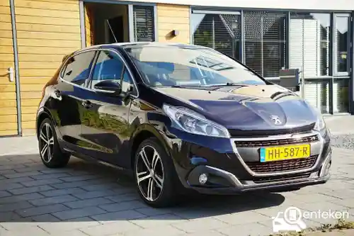 Peugeot 208 1.2 PureTech 110 2015