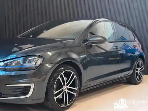 VW Golf GTE 2015