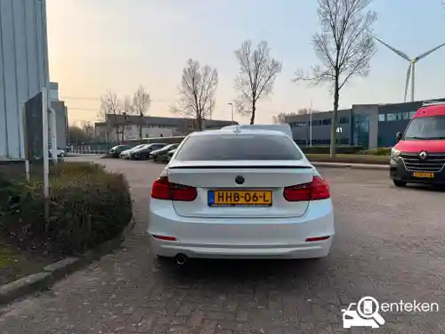 BMW 320i EfficientDynamics Edition 2013