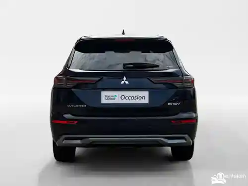 Mitsubishi Outlander 2.4 Plug-In Hybrid 2025