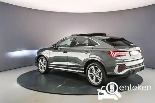 Audi Q3 45 TFSI e 2023