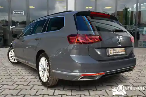 VW Passat Variant GTE 2021