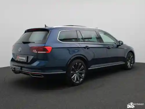 VW Passat Variant GTE 2021