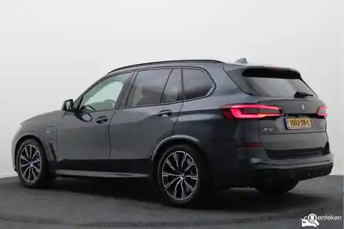 BMW X5 xDrive45e 2022
