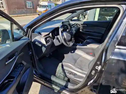 Toyota C-HR 1.8 Hybrid 2022