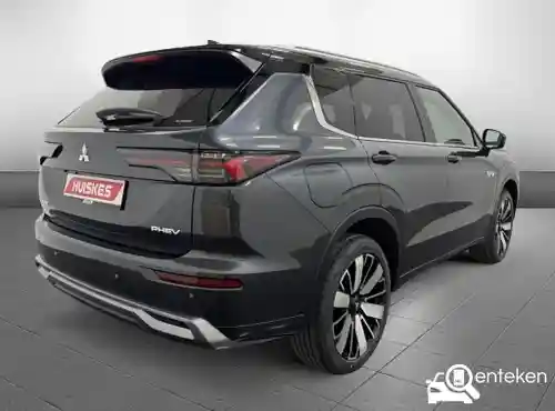 Mitsubishi Outlander 2.4 Plug-In Hybrid 2025