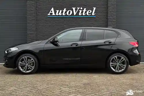 BMW 118i 2022