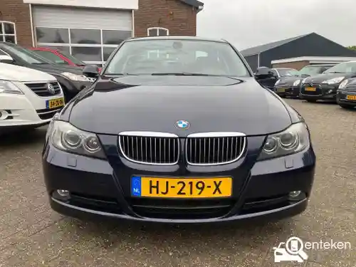 BMW 325i 2005