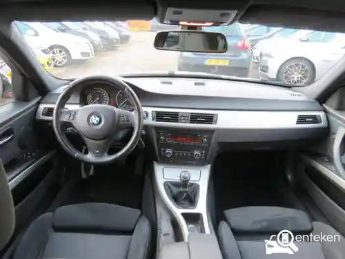 BMW 318i Touring 2008