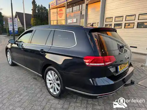 VW Passat Variant GTE 2015