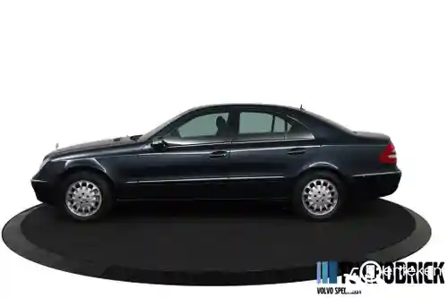 Mercedes-Benz E 240 2002