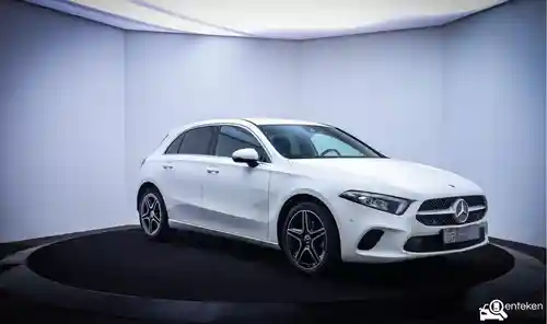 Mercedes-Benz A 200 2021