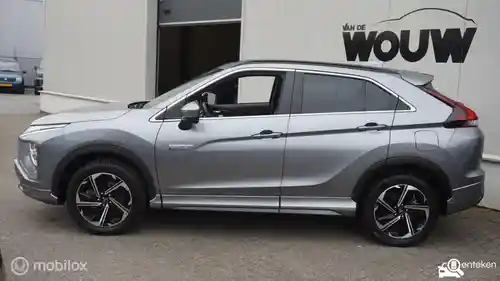 Mitsubishi Eclipse Cross 2.4 Plug-In Hybrid 2022