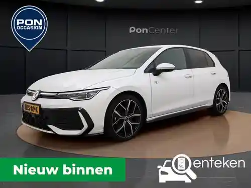 VW Golf Variant 1.5 eTSI 2025