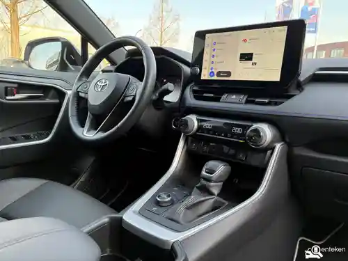Toyota RAV4 2.5 Hybrid 2024