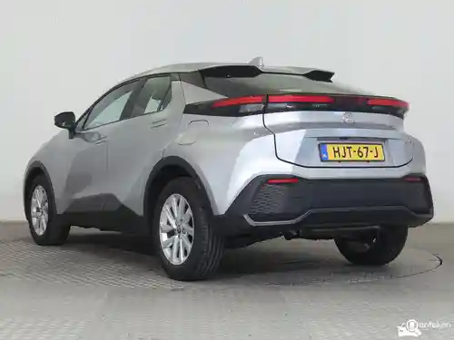Toyota C-HR 1.8 Hybrid 2025