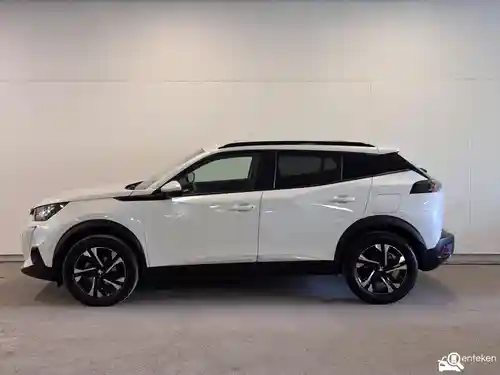 Peugeot 2008 1.2 PureTech 130 2021