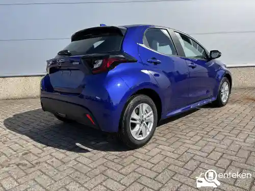 Mazda 2 Hybrid 2025