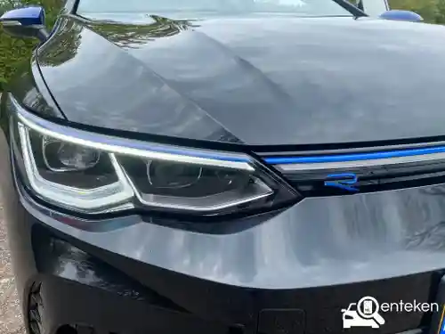 VW Golf R Performance 2022