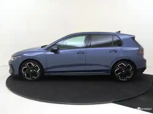 VW Golf Variant 1.5 eTSI 2025