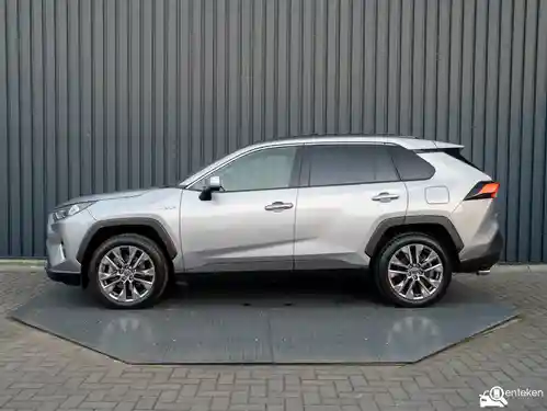 Toyota RAV4 2.5 Hybrid 2021