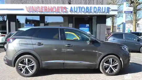 Peugeot 3008 1.2 PureTech 130 2018