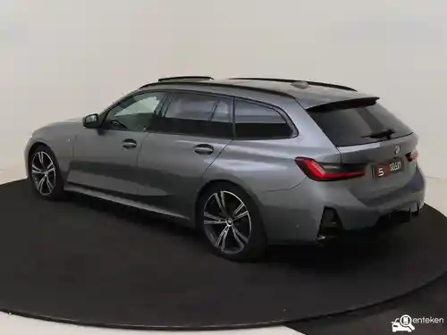 BMW 318i Touring 2024