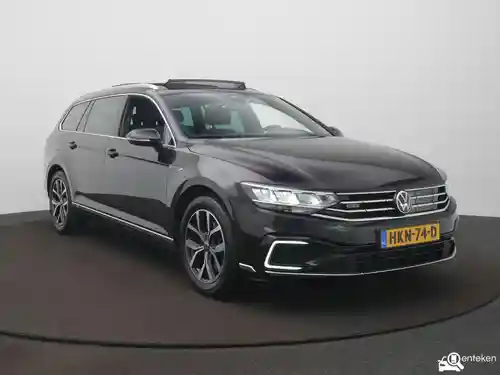VW Passat Variant GTE 2021