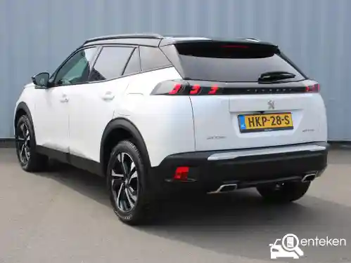 Peugeot 2008 1.2 PureTech 130 2021
