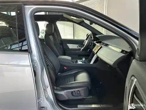 Land Rover Discovery Sport P300e 2023