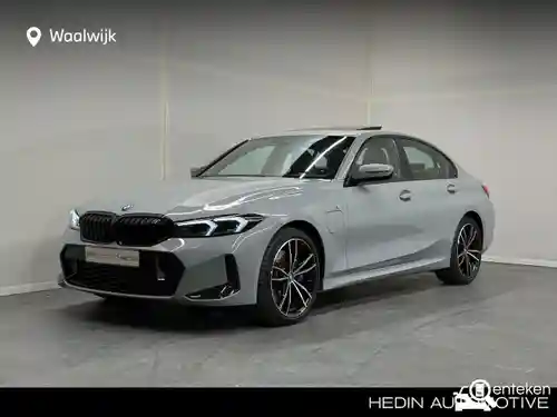 BMW 320e 2025