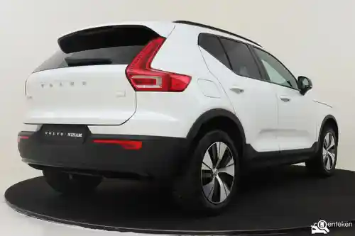 Volvo XC40 Recharge Plug-in Hybrid T4 2023