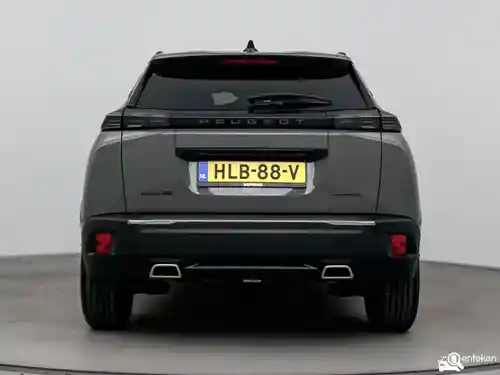 Peugeot 2008 1.2 Hybrid 136 2025
