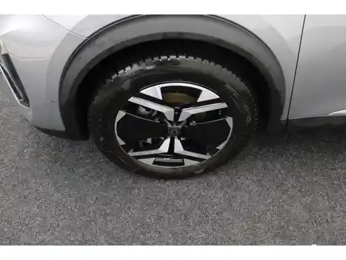 Peugeot 2008 1.2 PureTech 130 2024